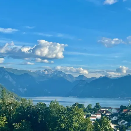 Mit Wunderschoenem Seeblick * Gmunden