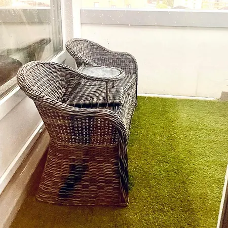 Mit Wunderschoenem Seeblick Daire *