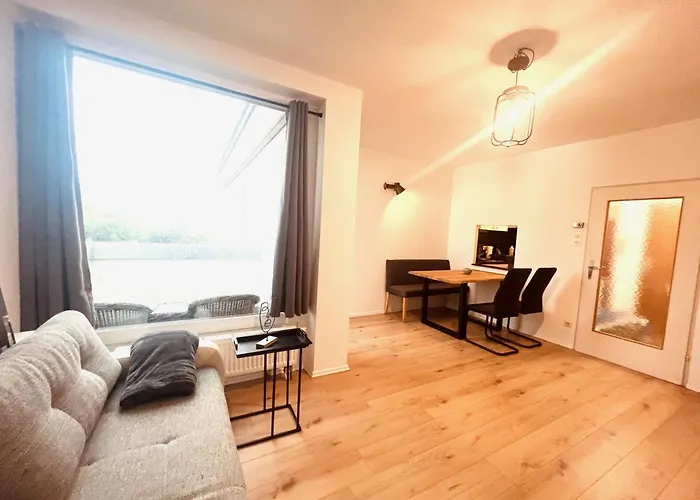 Mit Wunderschoenem Seeblick *